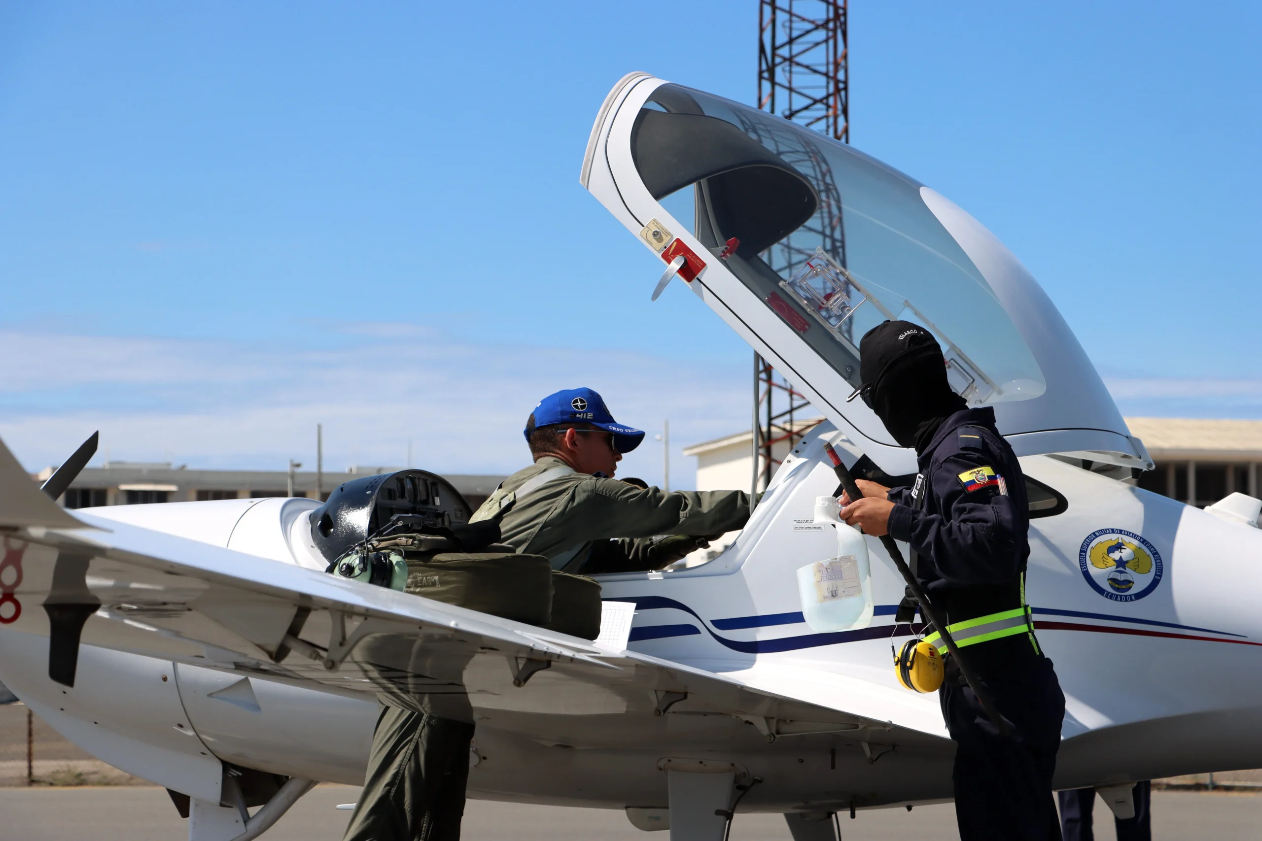 Tecnología Superior en Mecánica Aeronáutica (1)